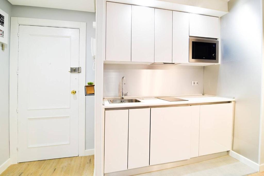 Apartment in Cava Baja Centre Madrid by Batuecas - 4