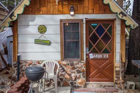 Cabins 4 Less, No Fees — Hotel in Big Bear Lake (CA)