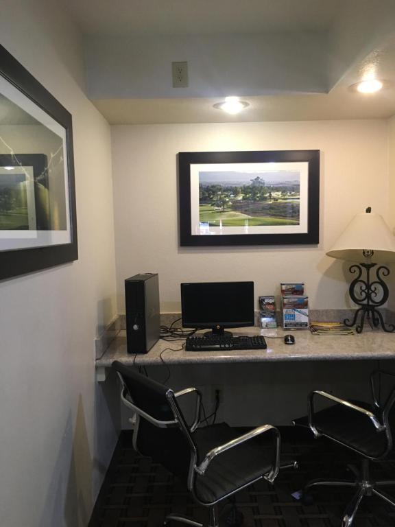 Popular attractions Area Nearby Property