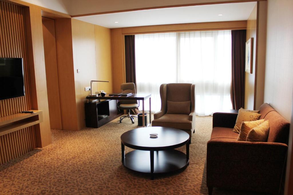 Holiday Inn Shijiazhuang Central Photo 2