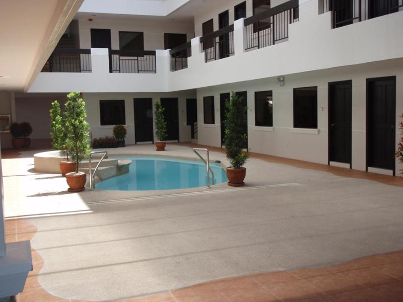 Great swimming pool
