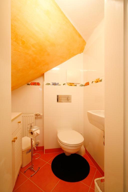 Apartment Haus Schatz photo