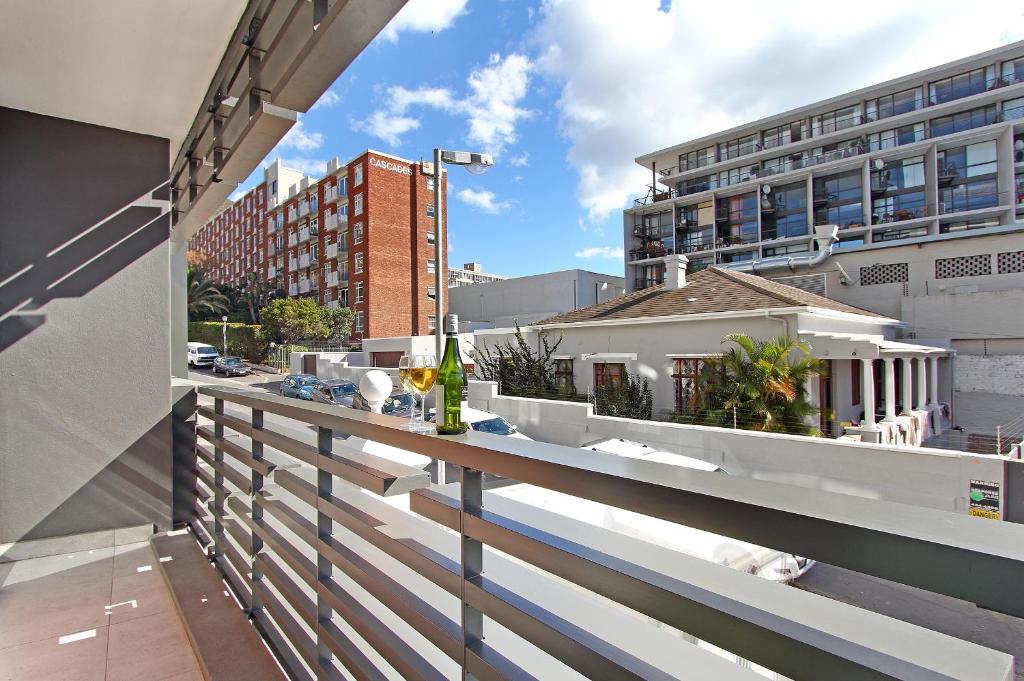 Chelsea Luxury Suites by TotalStay photo