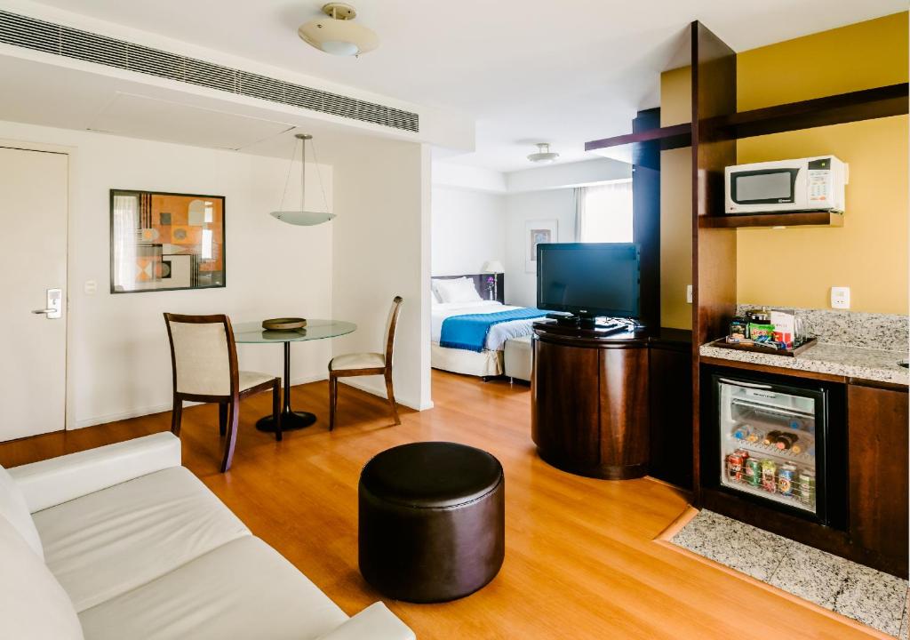 Promenade Visconti Photo 0