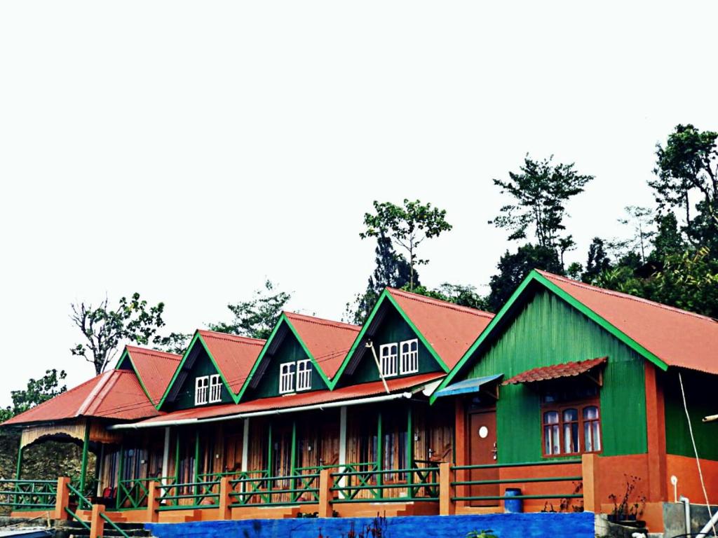 Vamoose Bisesh Homestay