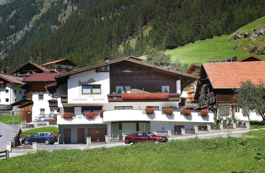 Alpenheim Mathias - 2