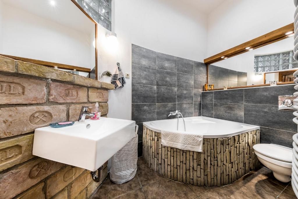French Touch Apartment with Free Parking photo