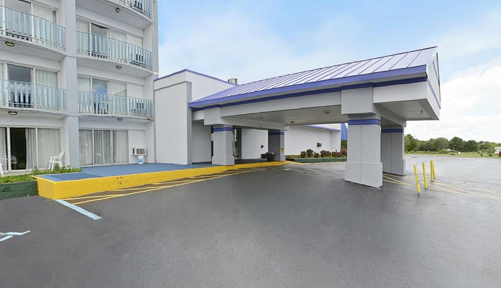 Howard Johnson by Wyndham Saint Joseph Benton Harbor, Benton Harbor