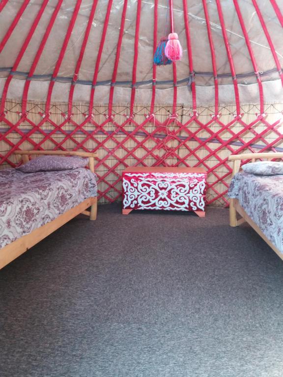 Yurt camp Tosor photo