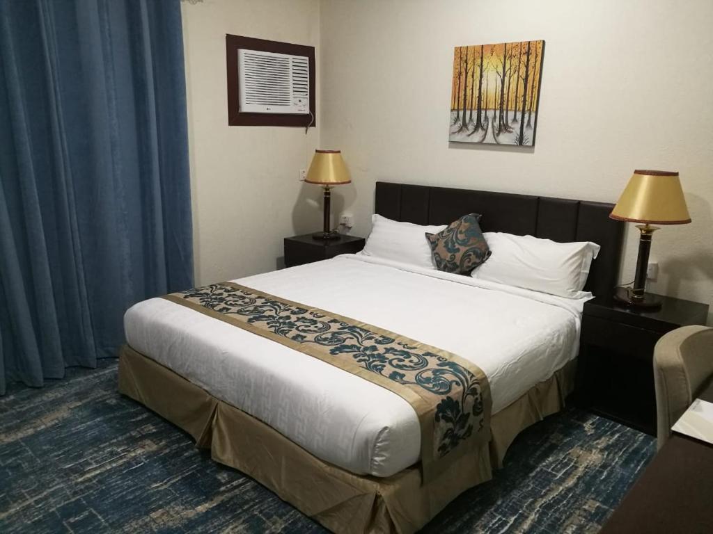 VARVAN HOTEL photo