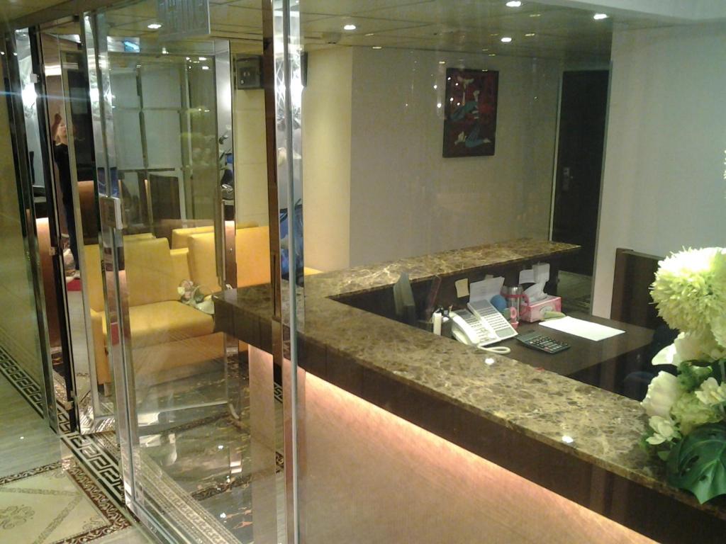 California Hotel photo
