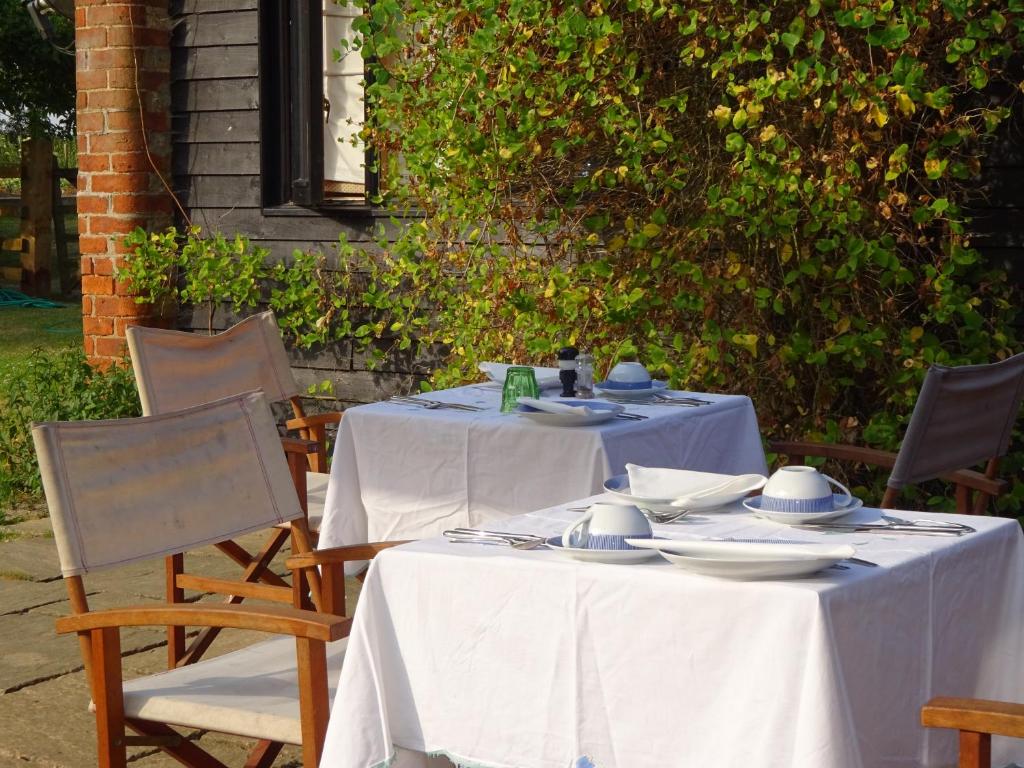 Facilities, The Old Farmhouse in Kenilworth