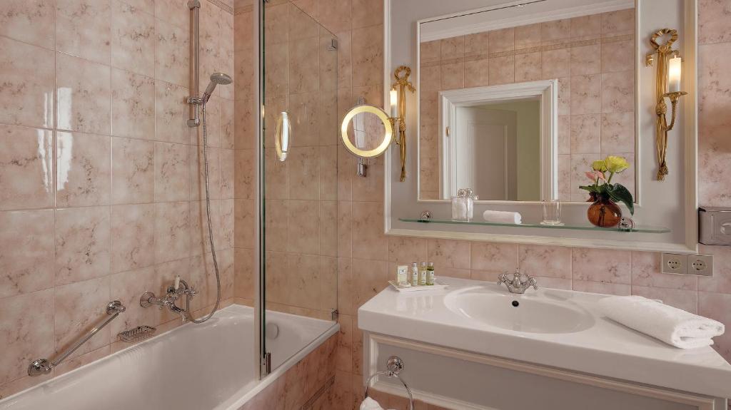 Hotel Excelsior Munich - 5