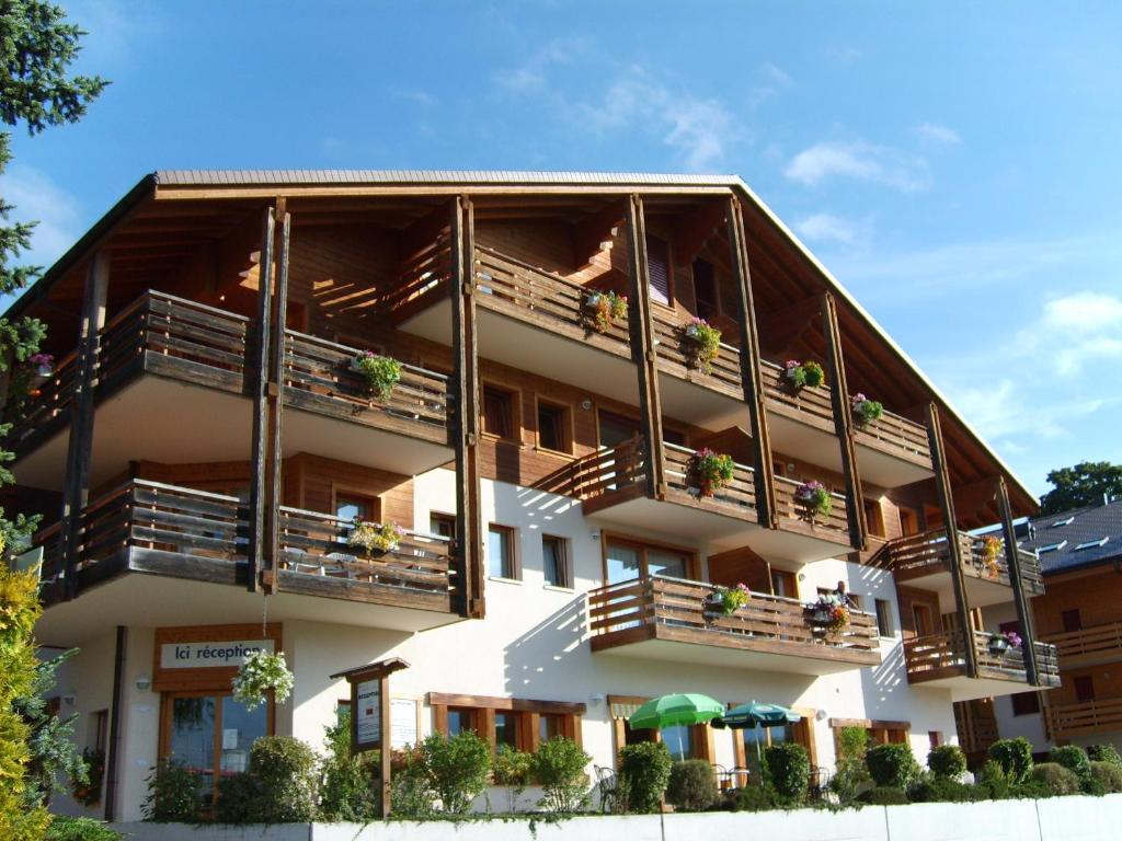 Residence Castel Club Leysin Parc — Hotel in Aigle