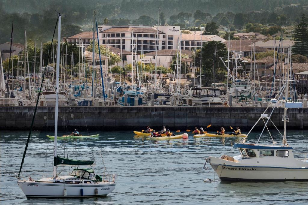 Portola Hotel And Spa Photo 5