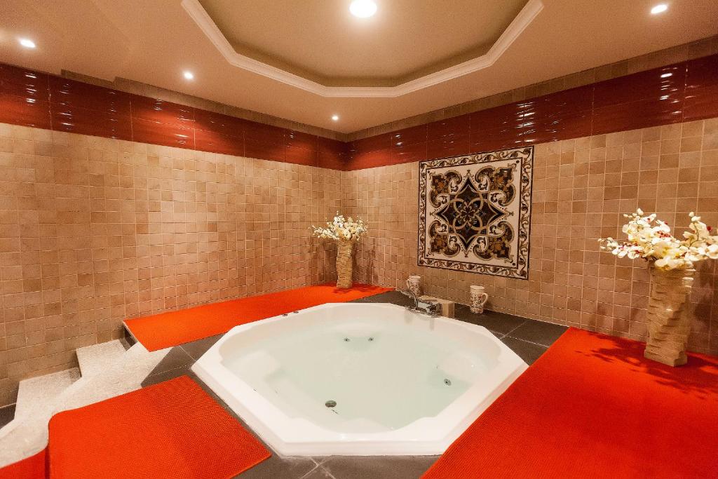 Red Castle Hotel Sharjah