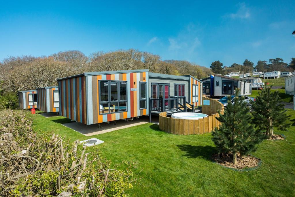 Whitecliff Bay Holiday Park photo 8