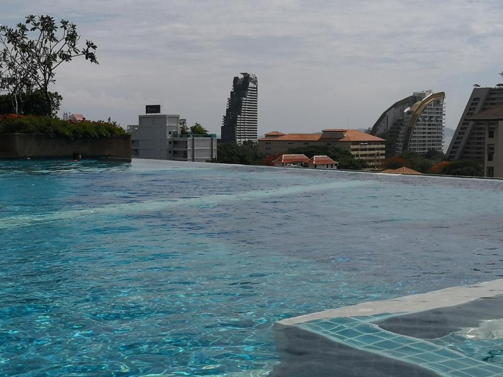 Lumpini Vacation Apartment photo