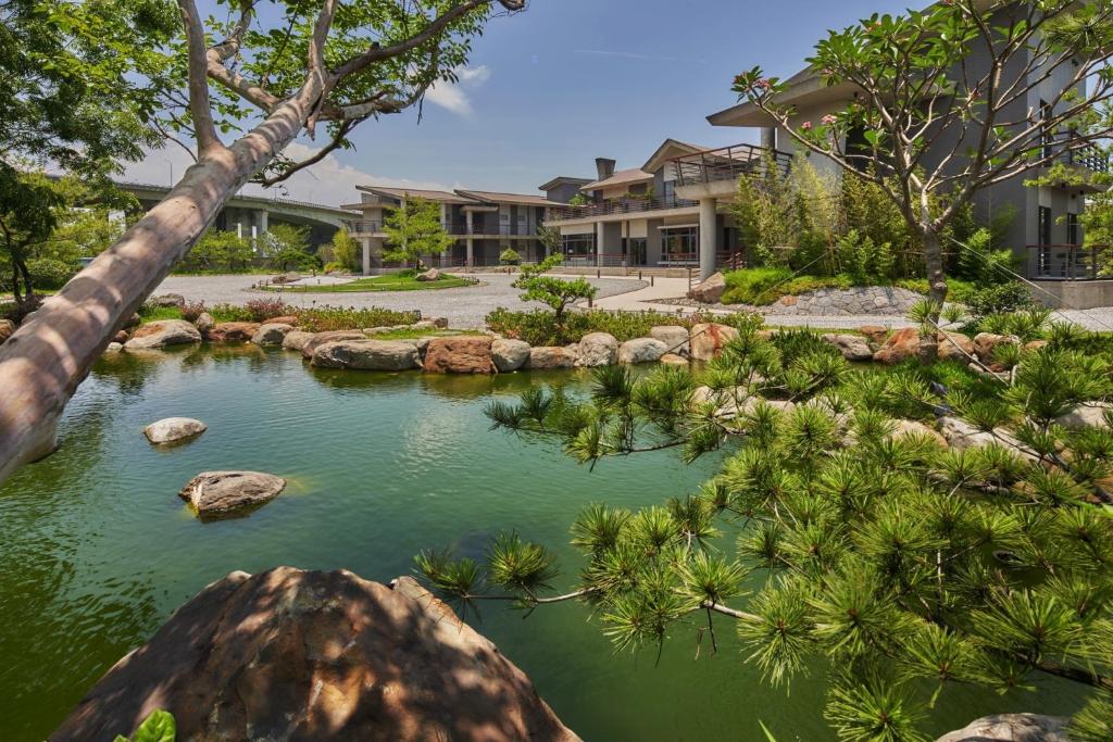 Apexvilla-moon, Dongshan