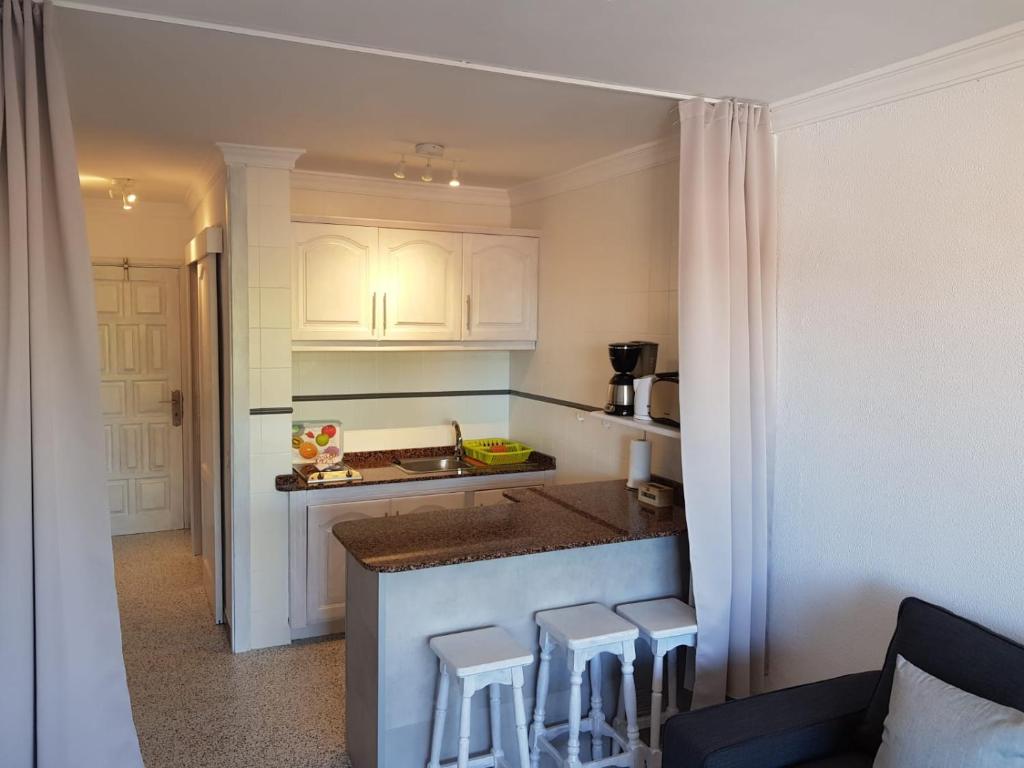 5 min walk from Yumbo 216 - 4