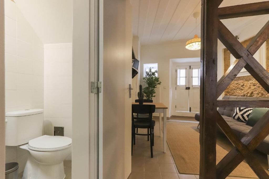 Golden Castle Studio by Homing photo