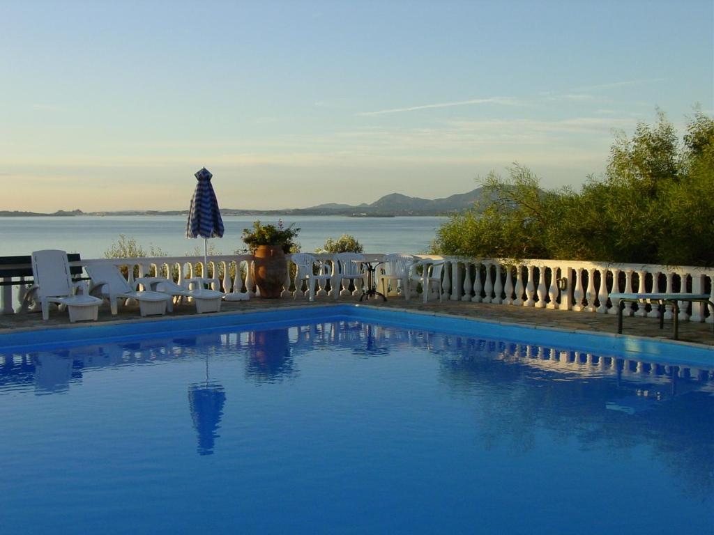 Nautilus Barbati — Swimming pool in Barbati, Ionian Islands