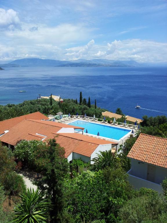 Nautilus Barbati — Swimming pool in Barbati, Ionian Islands
