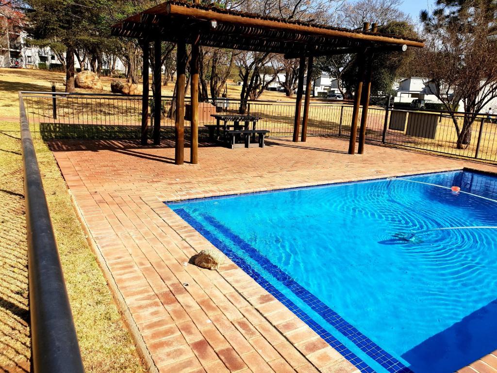 Luxury 2 Bedroom Lifestyle Apartment in Golf Estate photo