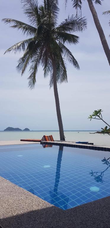 Itsara bungalow photo