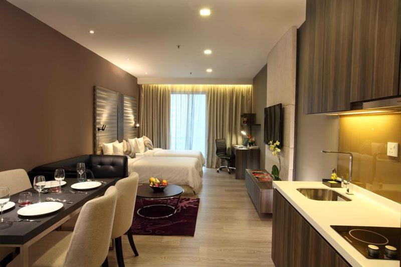 Perfect Location#2 @Heart of KL City Centre next to Metro MRT — Hotel in Kuala Lumpur