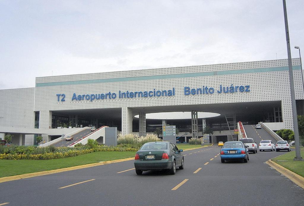 izZzleep Aeropuerto Terminal 2 photo