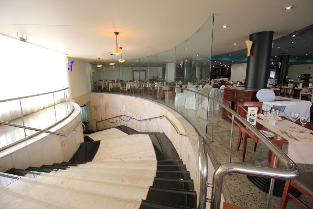 Suite Hotel Jardins Da Ajuda — Restaurant & bars in Funchal, Madeira