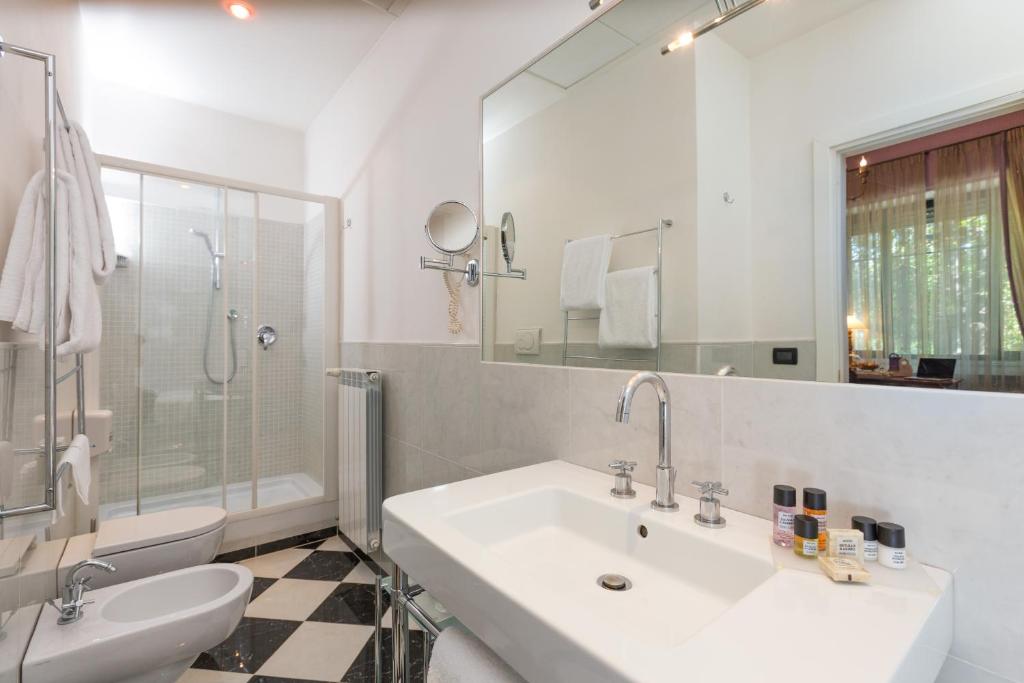 Hotel Fenix photo