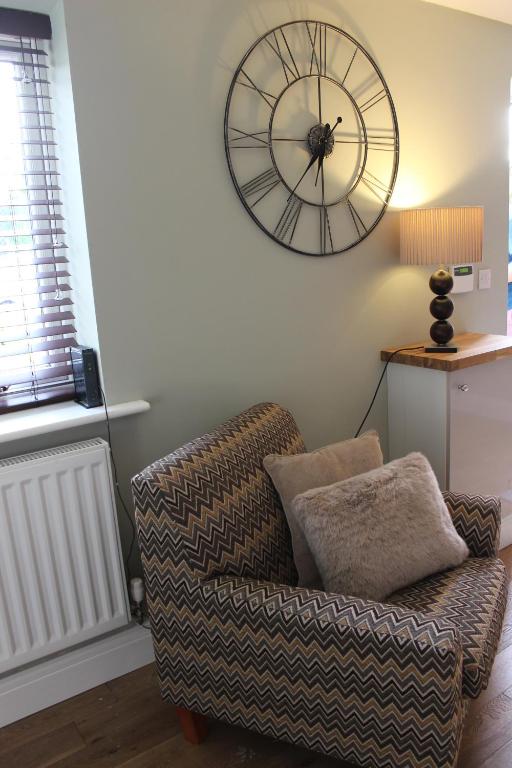 Wisteria way cottage photo