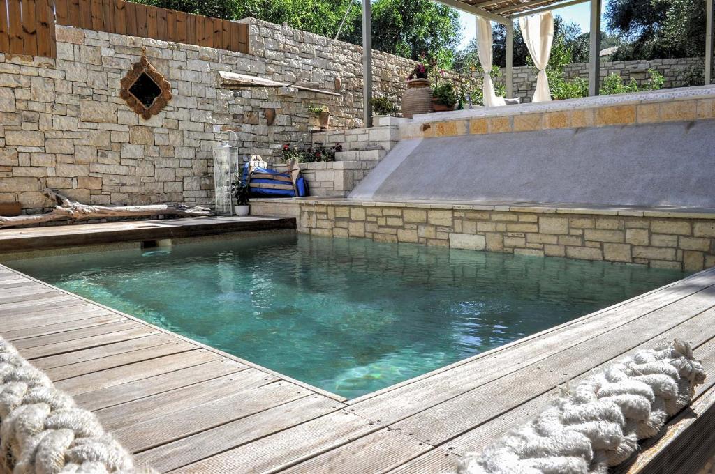 Leonora House by Paxos Retreats photo