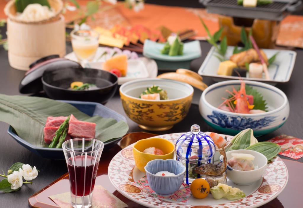 餐飲服務