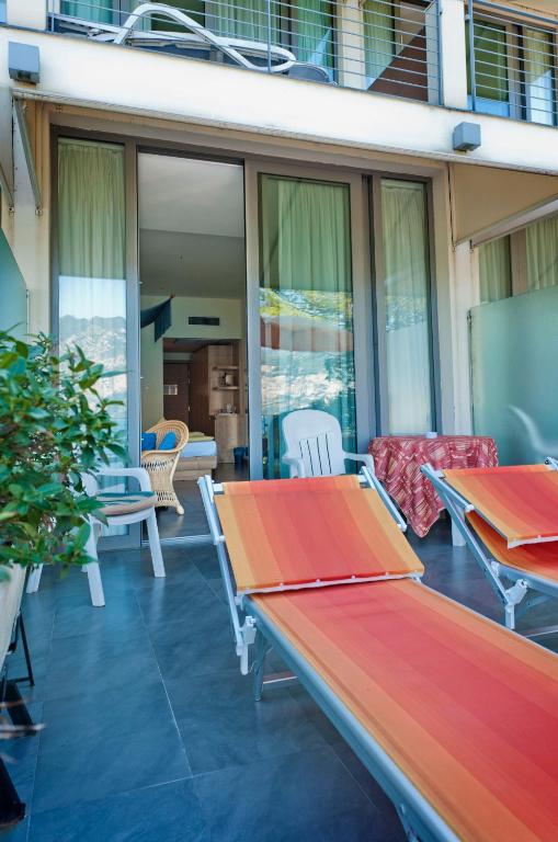 Beach Hotel Du Lac Malcesine — Hotel rooms in Malcesine, Veneto