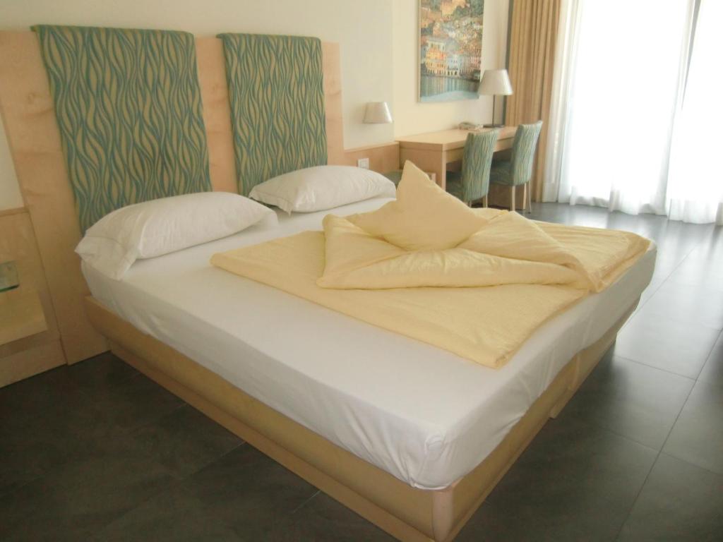 Beach Hotel Du Lac Malcesine — Hotel rooms in Malcesine, Veneto