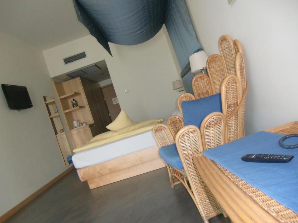 Beach Hotel Du Lac Malcesine — Hotel rooms in Malcesine, Veneto