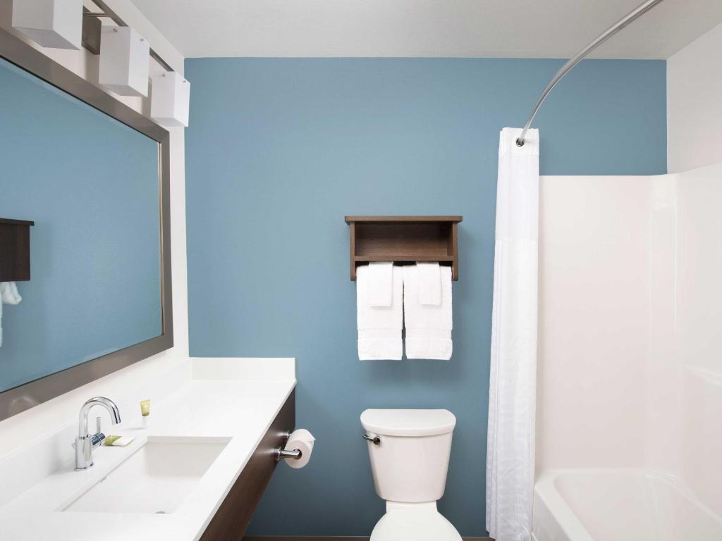 WoodSpring Suites Fargo North Near NDSU photo