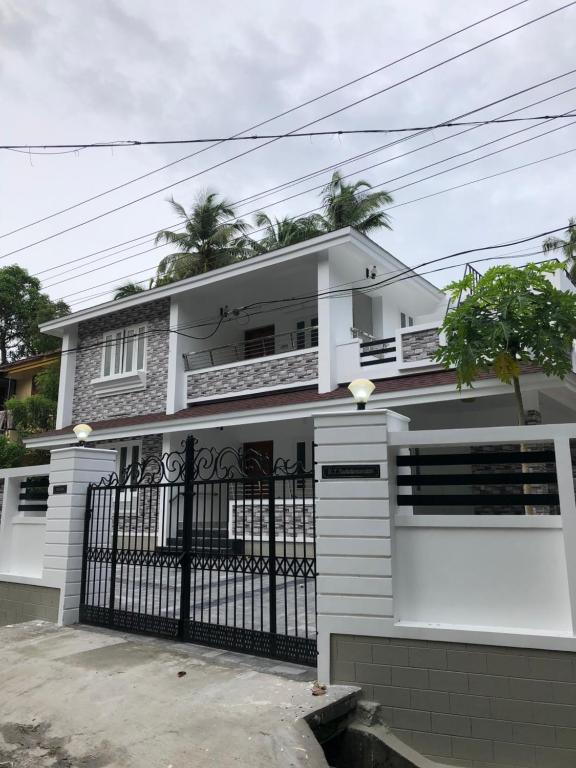 Sannidhi Home stay — Hotel in Guruvayoor