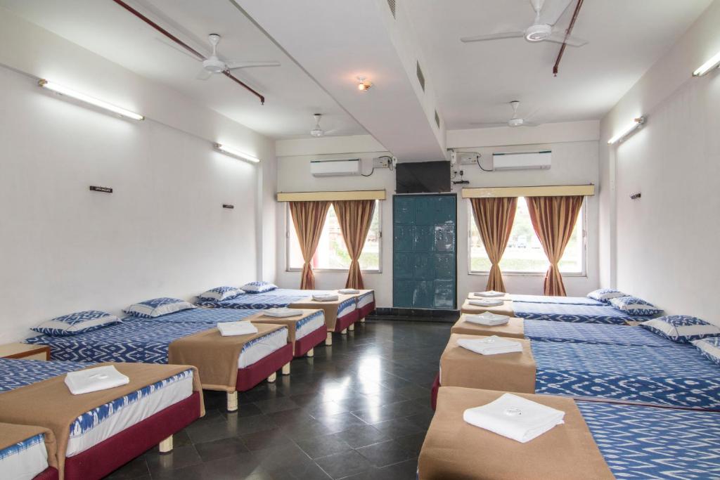 Ramoji Sahara Shared Accommodation photo