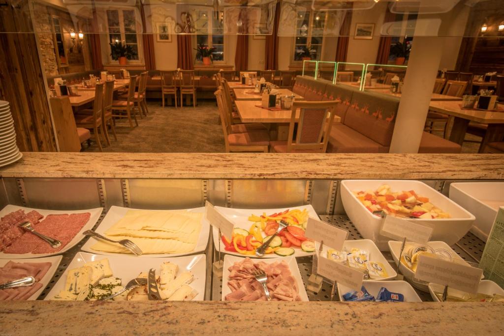 อาหารและเครื่องดื่ม