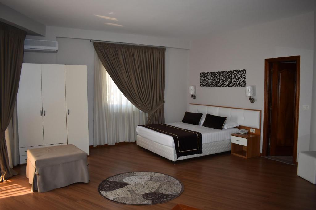Hotel Arvi — Hotel in Durres