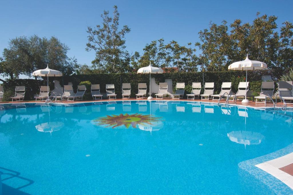Hotel Tirreno — Swimming pool in Parghelia, Calabria