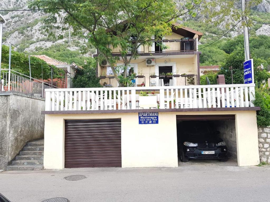 Monte Apartments photo