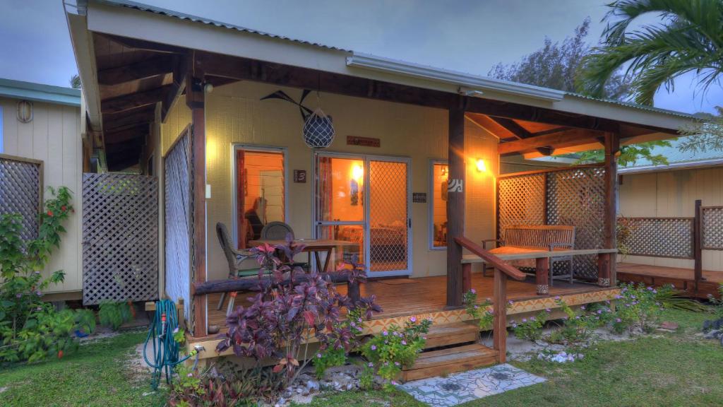 Tropical Sands, Rarotonga