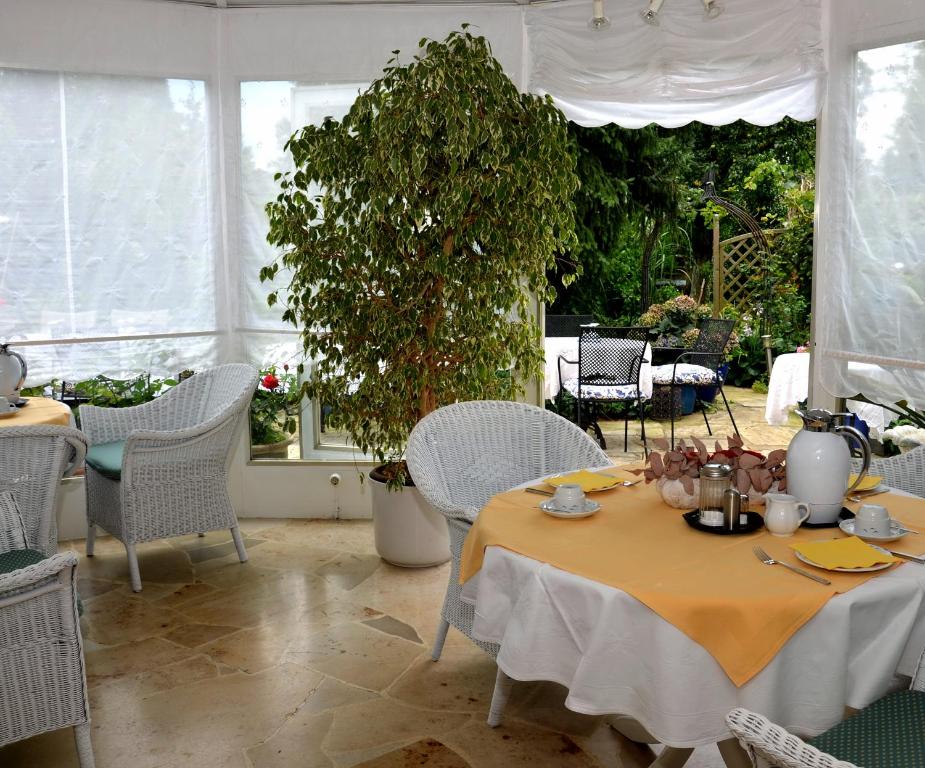 Hotel Ebnet Garni - 2
