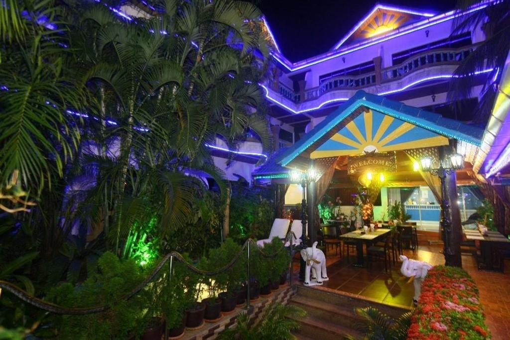 Patong Sunbeach Mansion 전경