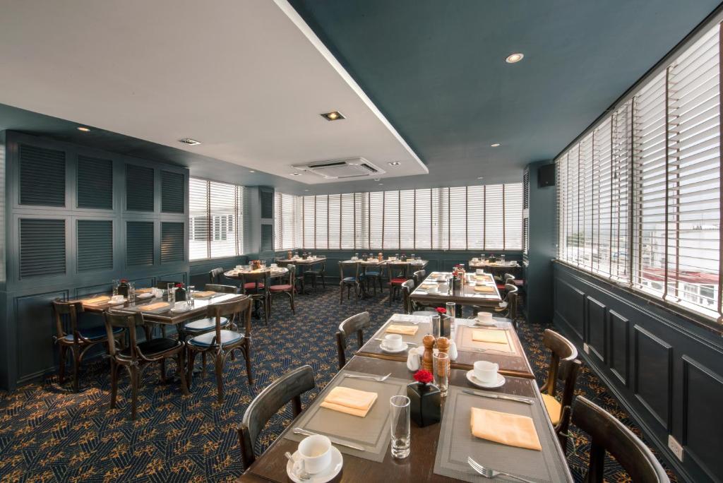 Dining Image